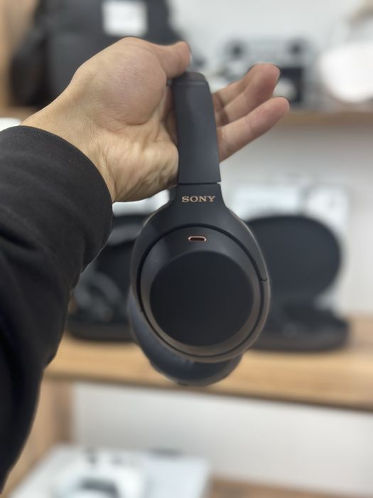 Sony WH-1000XM4