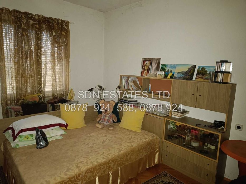 Продава се Къща в Казанлък - 200 кв.м за 1050 €/кв.м - Снимка #3