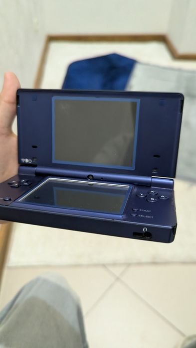 Nintendo DSi R4+SD на 64гб