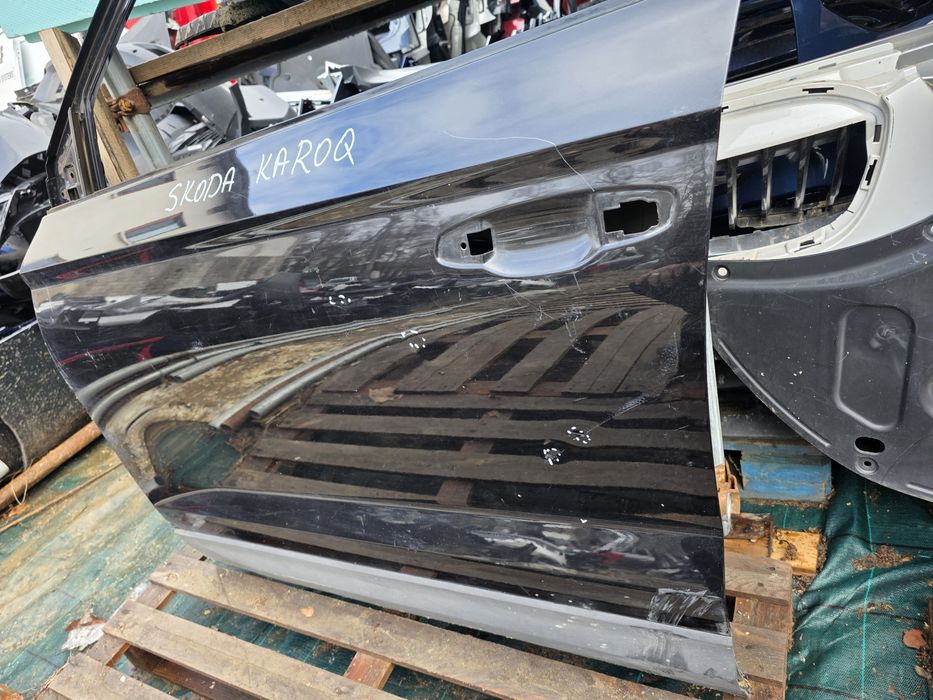 Skoda Karoq предна лява врата