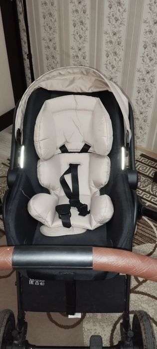 Продам коляску зима-лето