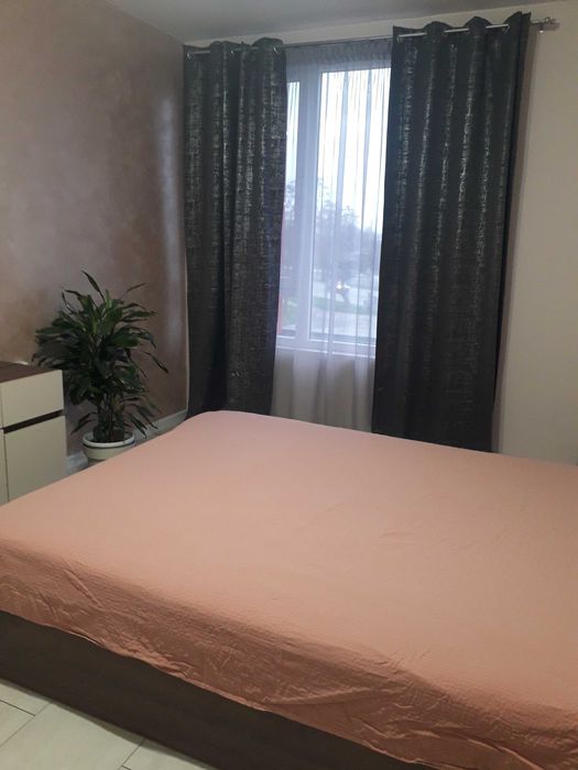 Продавам тристаен апартамент