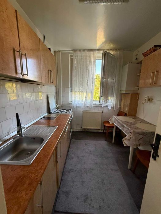 Inchiriez Apartament 2 camere Semidecomandat | Tiglina 1 | Etaj 3, Centrala, AC, Mobilat si utilat, 45mp