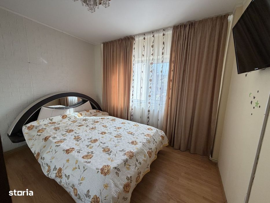Chirie Apartament 3 camere Mioveni, 2 bai, ultracentral, mobilat