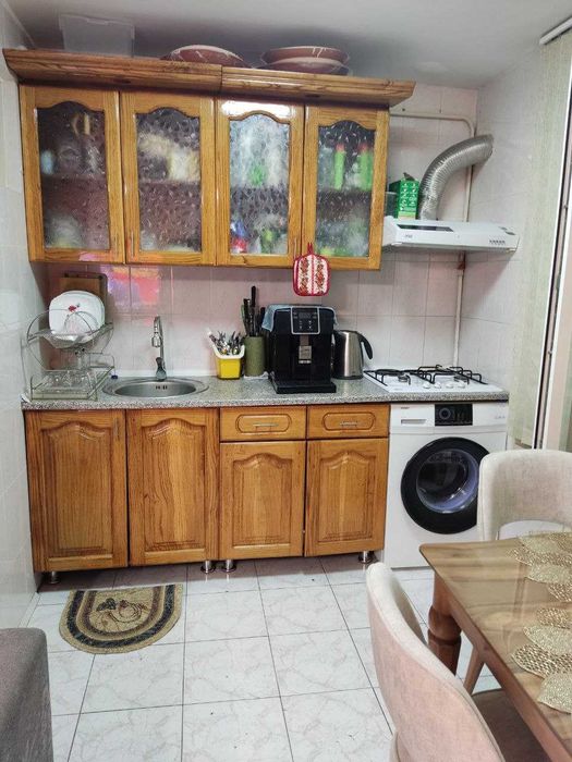 Продаётся Квартира
Адрес: Ул Самарканд , Яккасарайский р-н