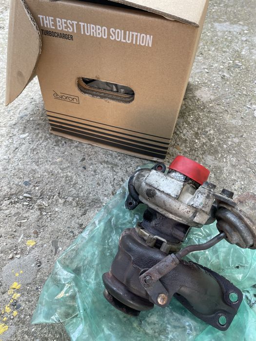 Turbina (turbosuflanta) demontata de pe Citroen Jumpy 1,6 hdi 90 cai