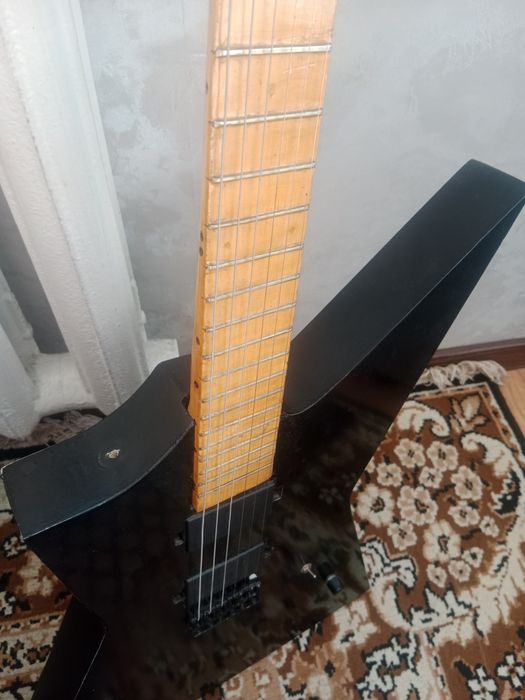 Продам электрогитару Washborn handmade