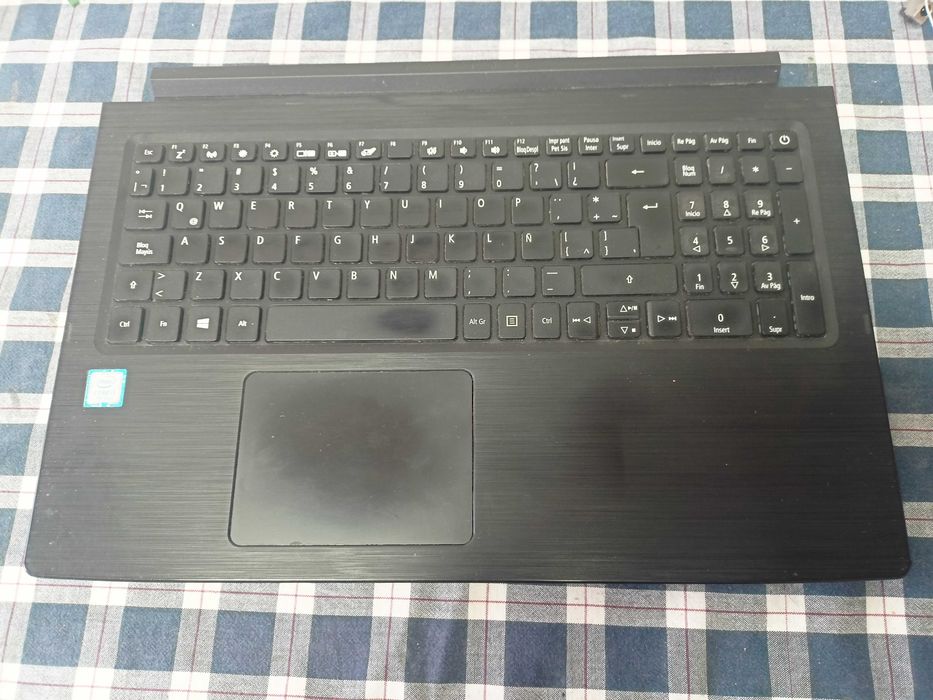 Elemente Acer Aspire A315-53