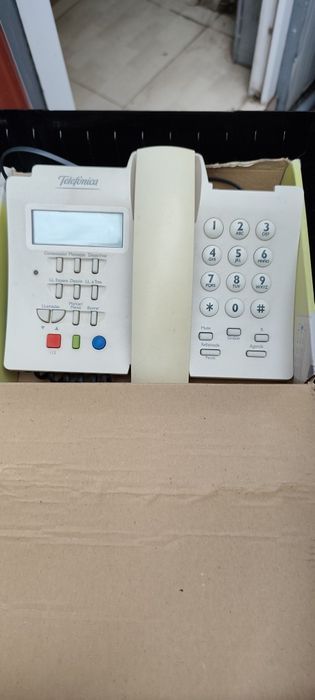 Telefon fix Telefónica Domo în stare bună,foarte puțin utilizat