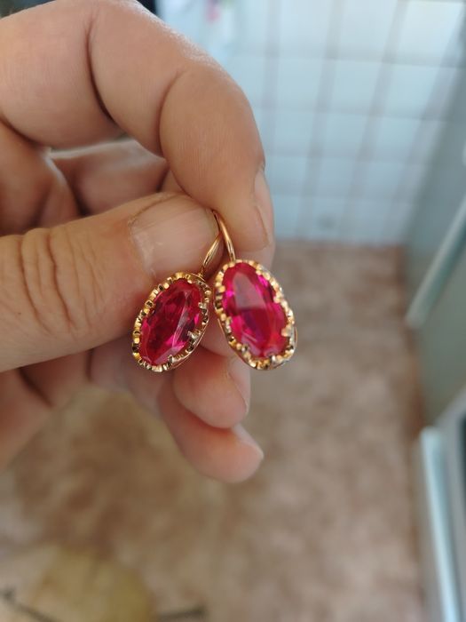 Продам серьги...