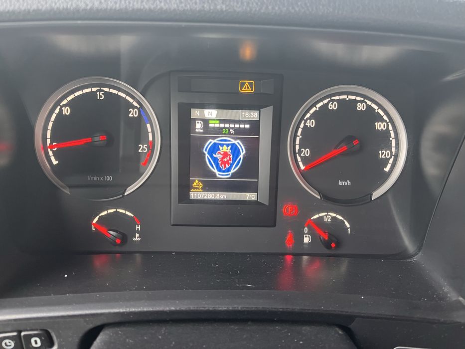 Scania r450 TopLine ansamblu / 2 DAF-uri XF 460 2017