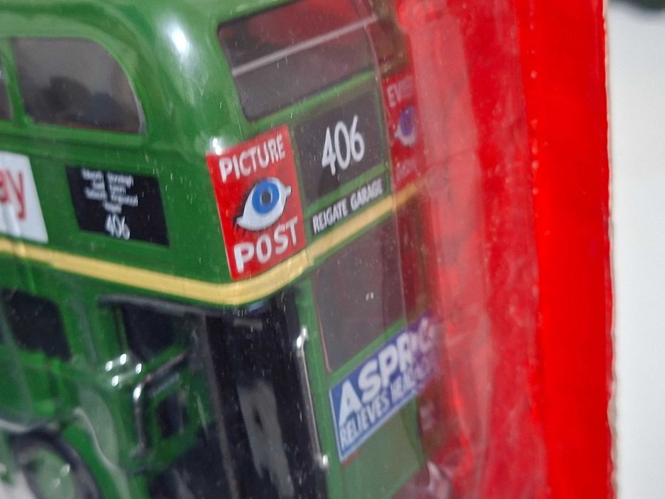 Продавам модели автобуси и камиони