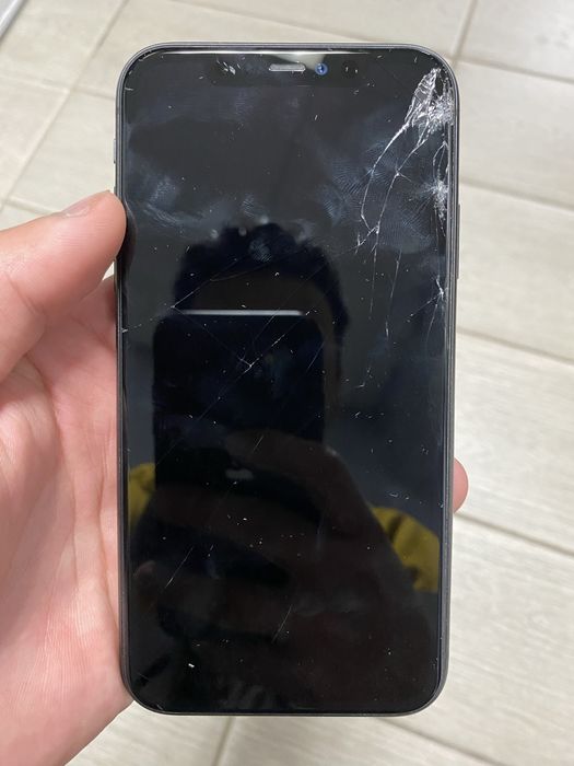 Продам iphone 11 128гб