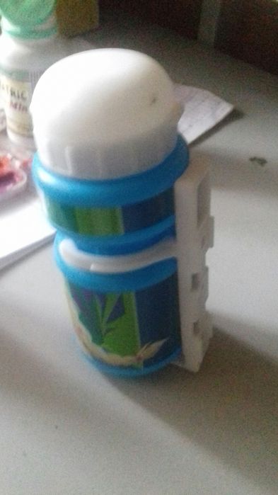 Set burete și sticla  Frozen ,nou
