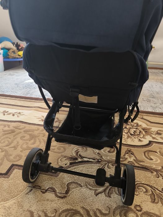 Коляска качественная