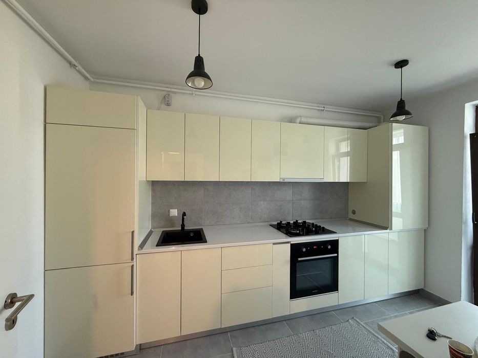 Garsoniera de închiriat Sânpetru