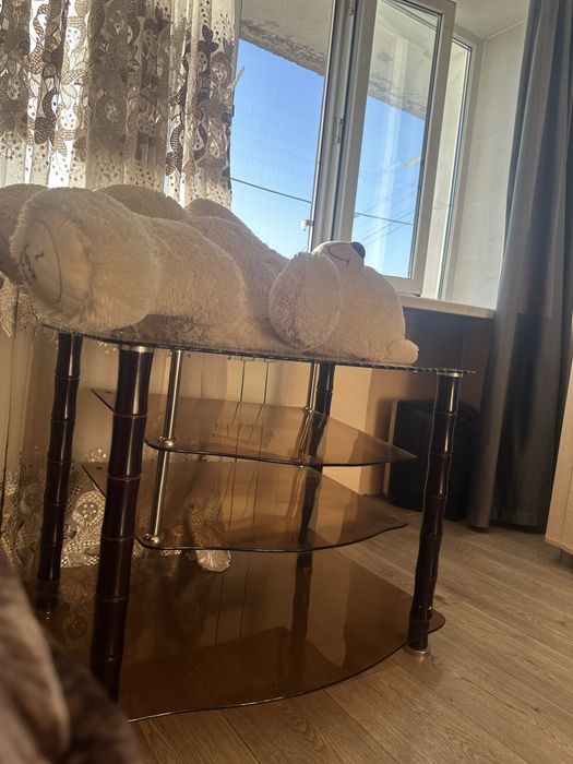 Стол стеклянный