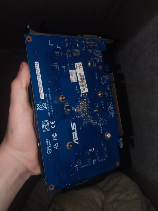 Видеокарта ASUS 2гб