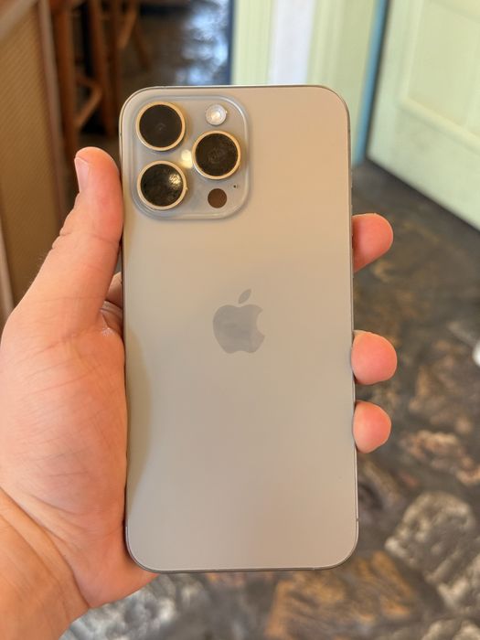 Айфон 15 Pro Max состояние выше среднего