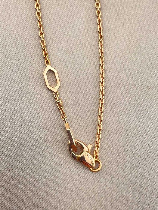 Колье Bvlgari Serpenti