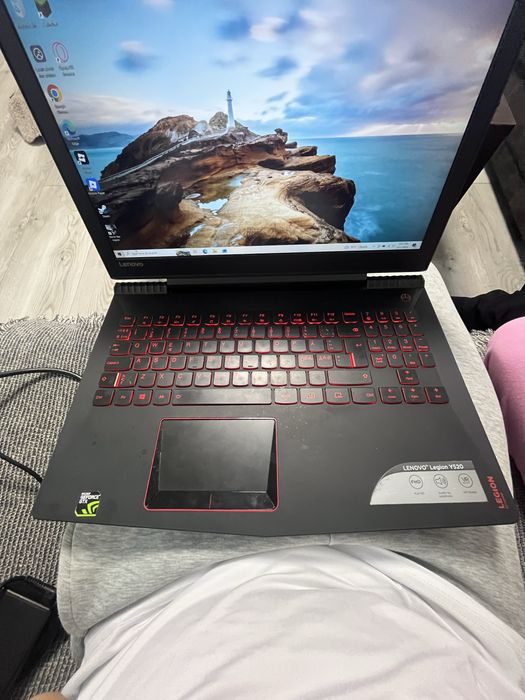 Laptop Lenovo Legion Y520
