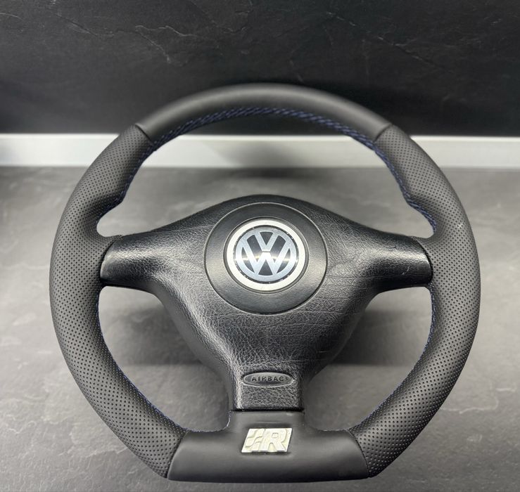 Претапициран скосен волан за Golf 4