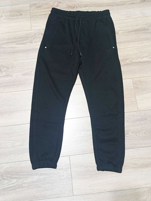 Спортно долнище - цветове