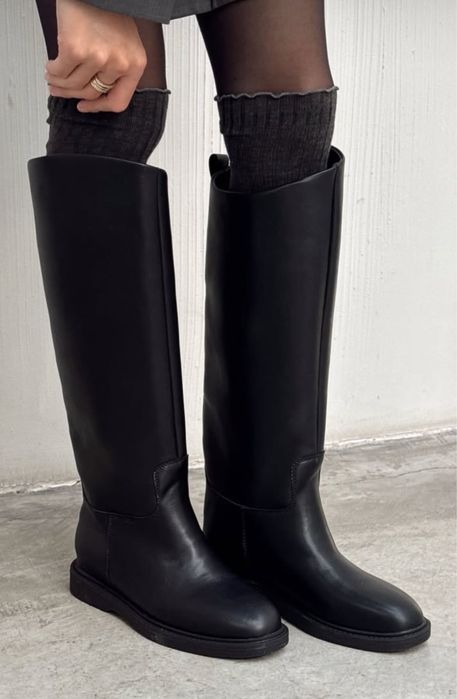 Продам зимние сапоги