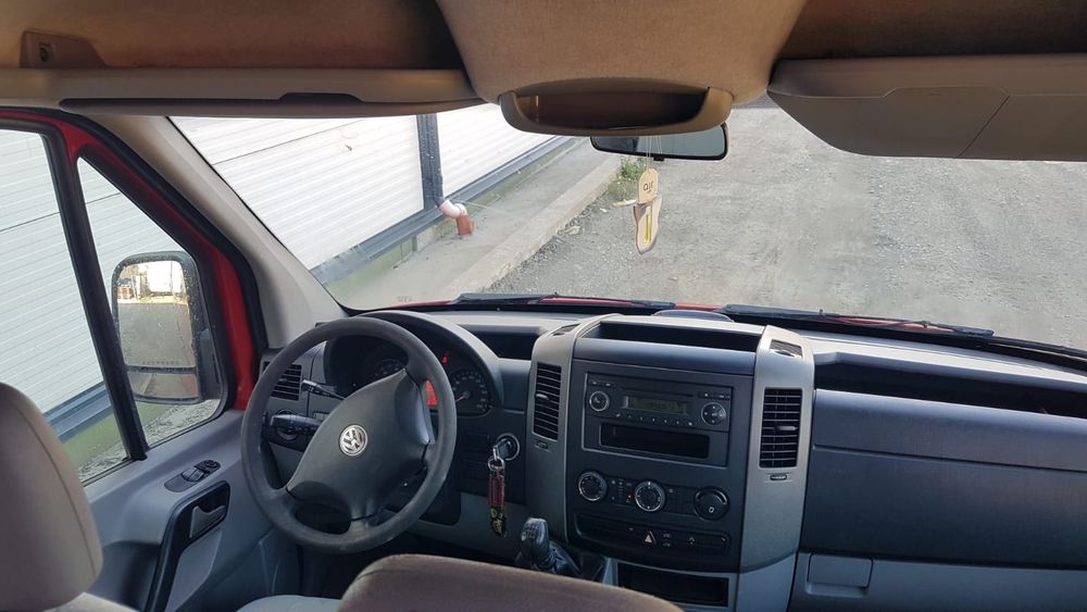 Vand Vw Crafter 6 locuri 2.5 diesel