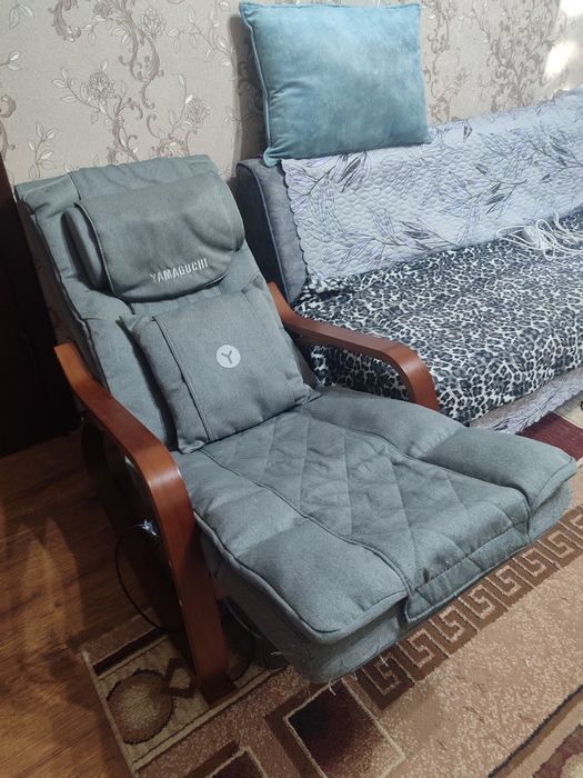 Продатся массажное кресло-качалка