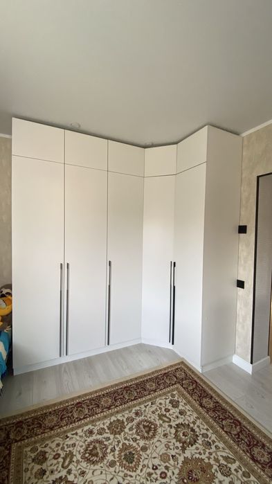 Продам шкаф большой