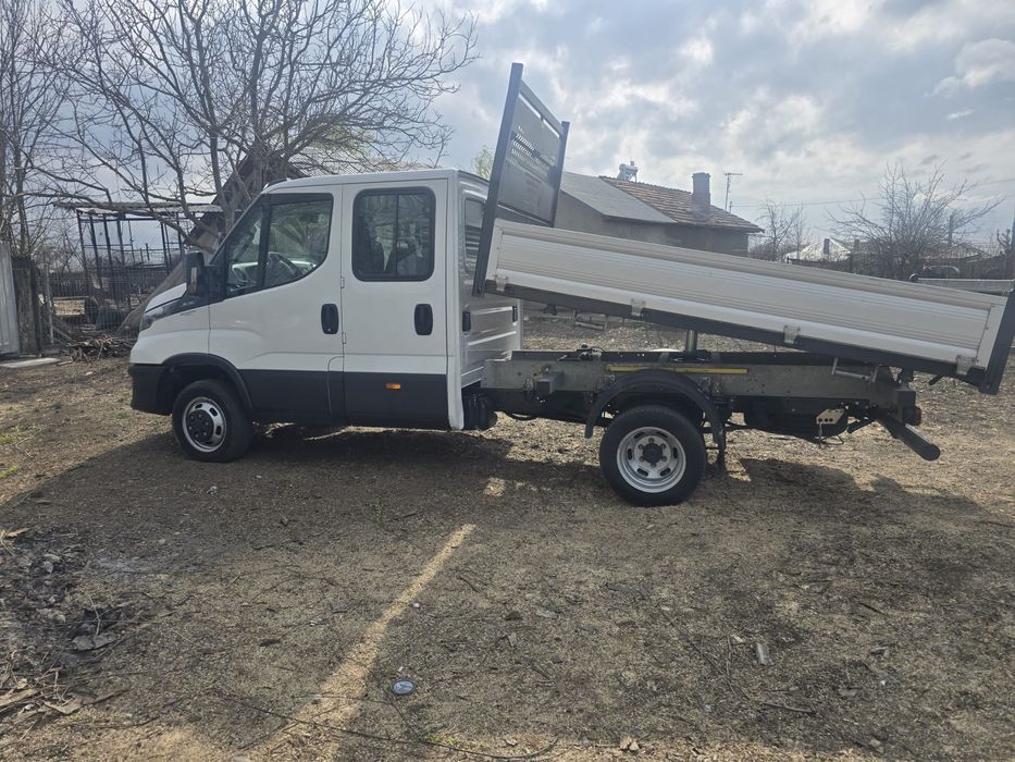 Iveco daily doka 35c14 baaculabil pe trei parti