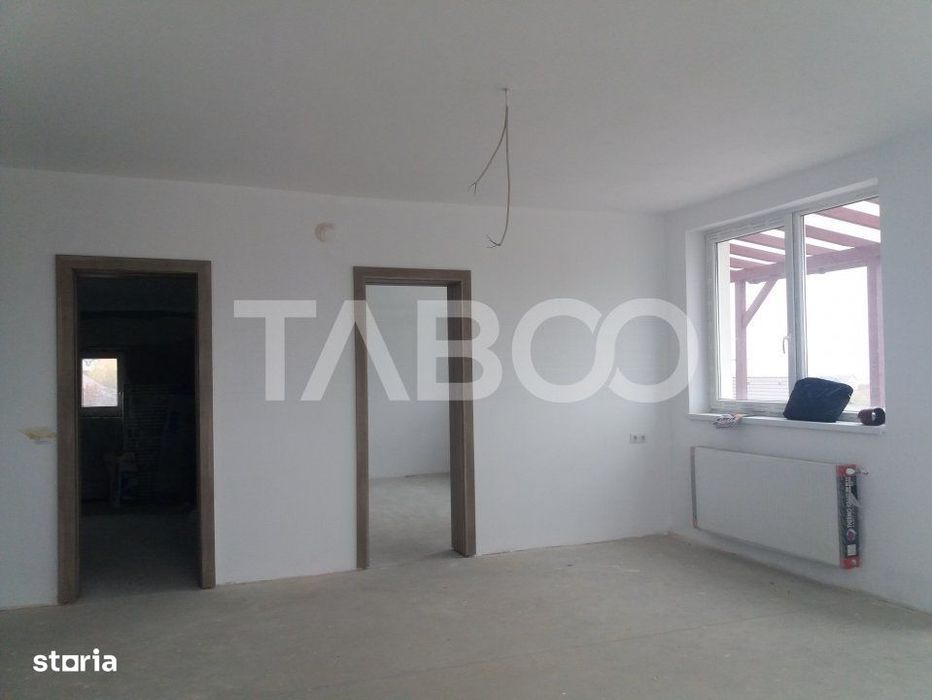 Apartament spatios bloc nou 3 camere 96 mp zona linistita in Cisnadie — fotografia 3
