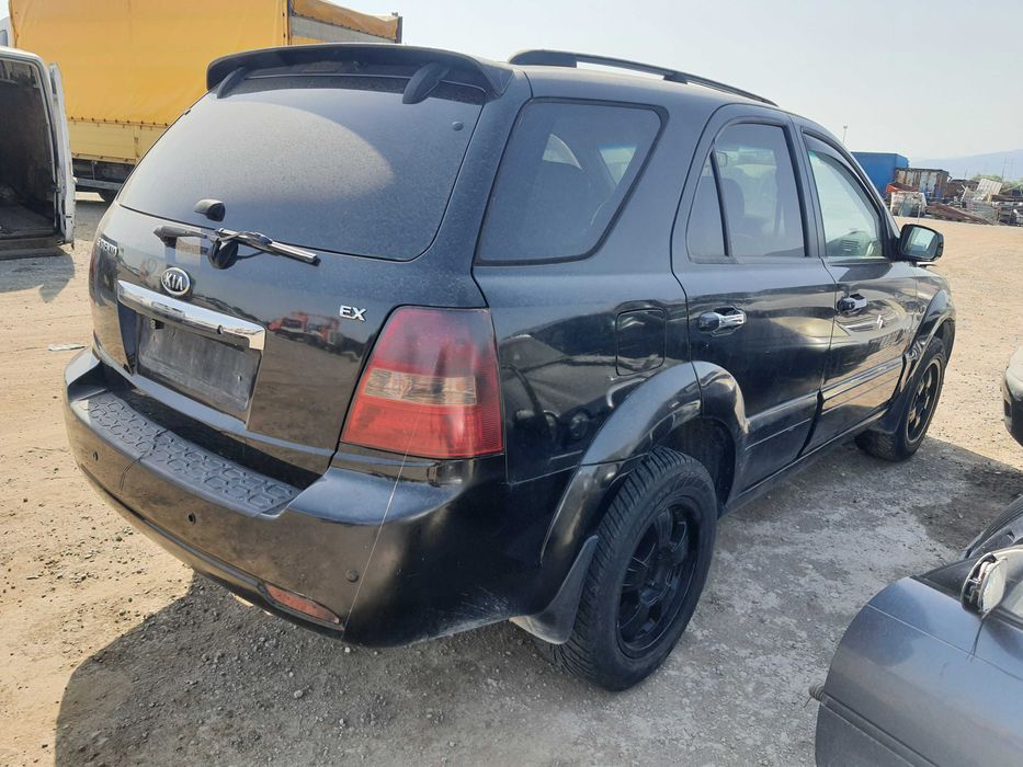 На части! Kia Sorento 2.5 CRD