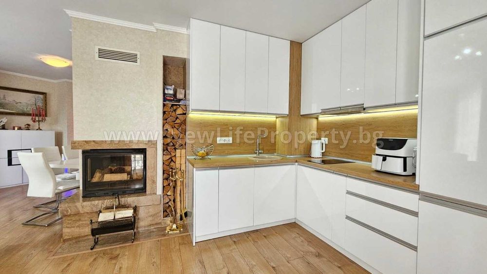 Продава се Четиристаен апартамент в к.к. Слънчев бряг - 120 кв.м за 2000 €/кв.м - Снимка #3