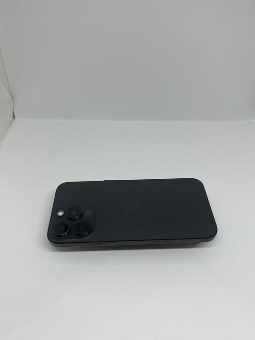 Ip 15 pro max 256gb 84%