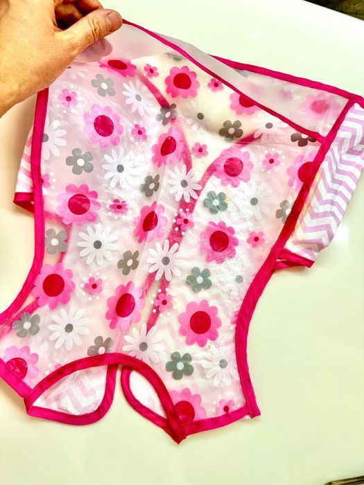 Продам передник для кормления