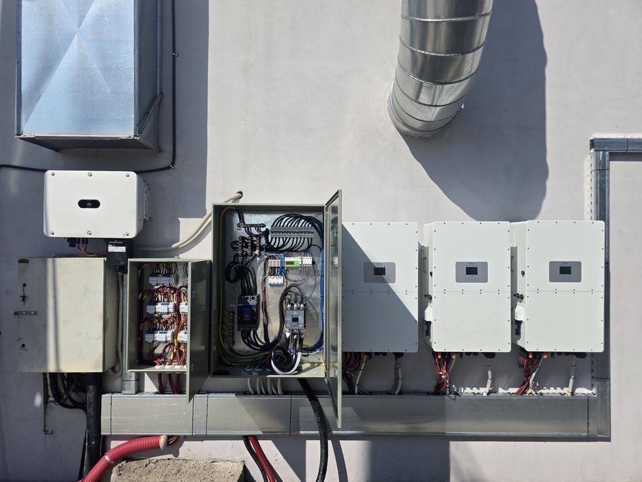 Electrician Sisteme Fotovoltaice