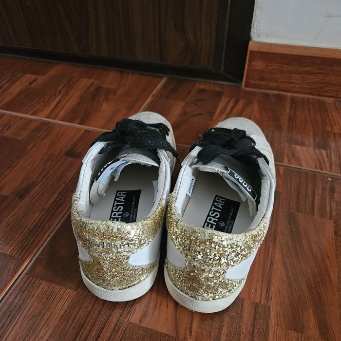 Golden Goose sneakers classics