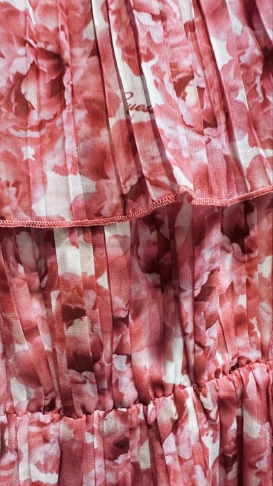 Рокля плисе Guess