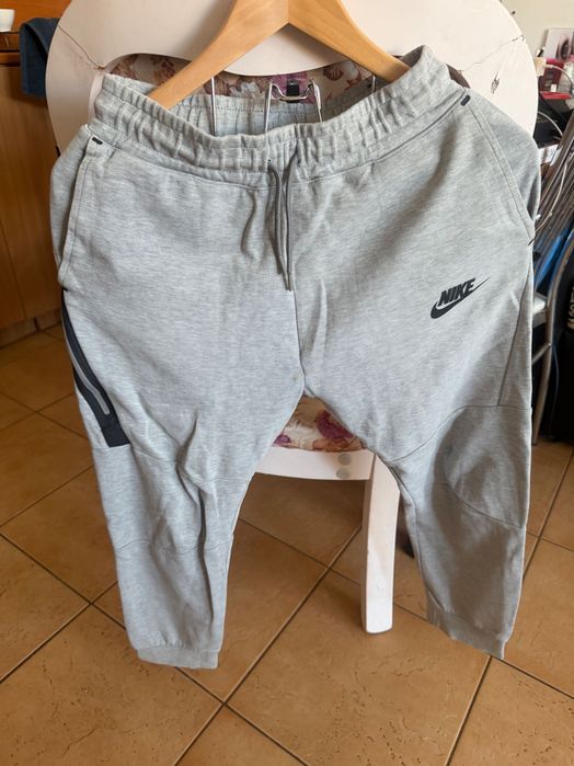 спортен костюм Nike tech fleece 147-158 оригинален