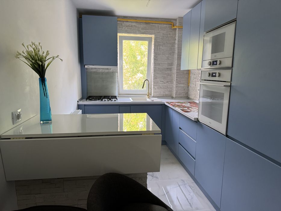 Inchiriez apartament M9