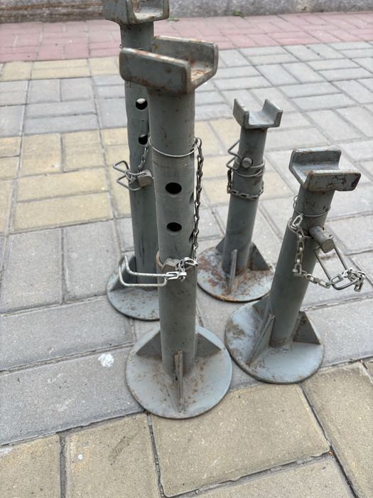 Подставки под автомашину