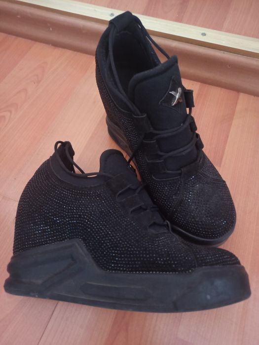 Обувь женская, ботильоны