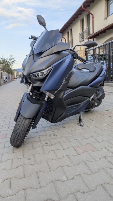 Yamaha X-MAX 400