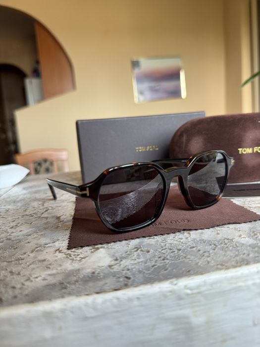 Мъжки слънчеви очила Tom Ford FT1301 52A