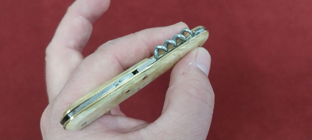 Джобно ножче - "П.Денев"