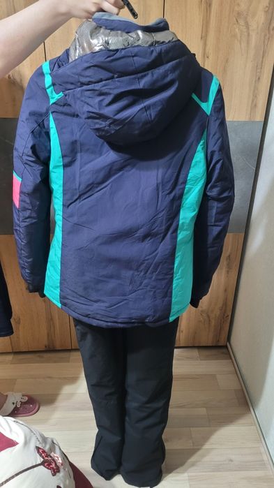 Продам лыжный костюм