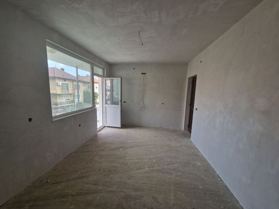 Продава се Къща в Монтана, Плиска - 223 кв.м за 1116 €/кв.м - Снимка #4