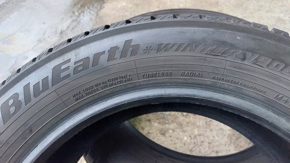 Зимни гуми 205/55/16 Yokohama BluEarth Winter 2 броя